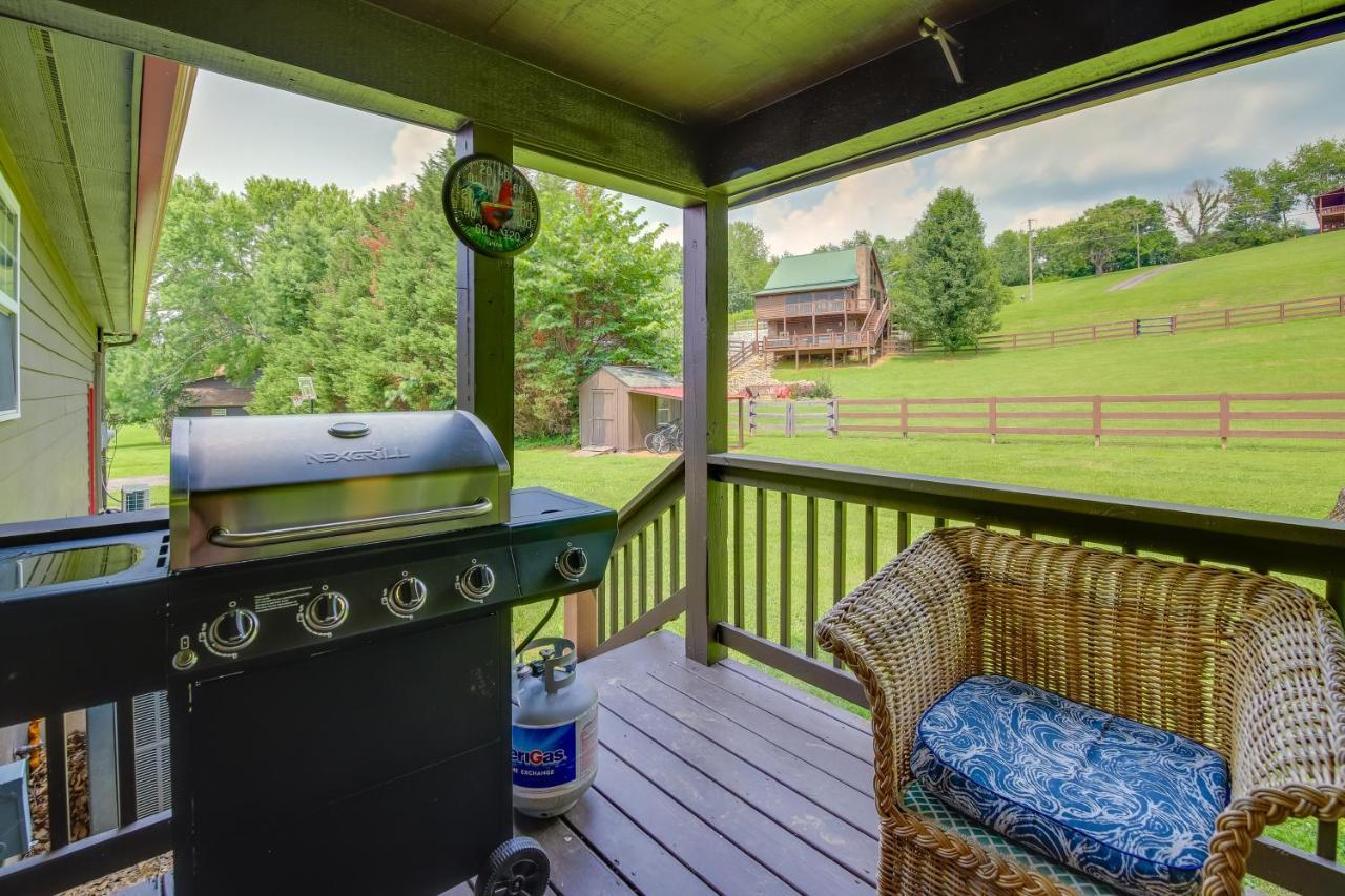 Sevierville Cabin With Private Hot Tub And Fire Pit Exterior foto